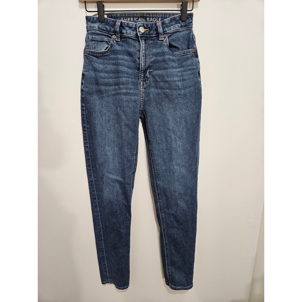 American Eagle Mom Jean High Waisted Medium Wash Stretch Denim Womens Size 2 Lon